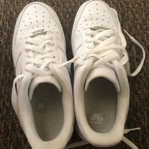 White Nike Air Force 1’s